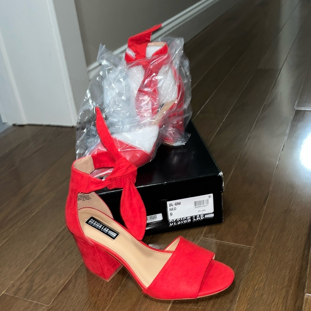 Design lab by Lorde and Taylor, red suede heels